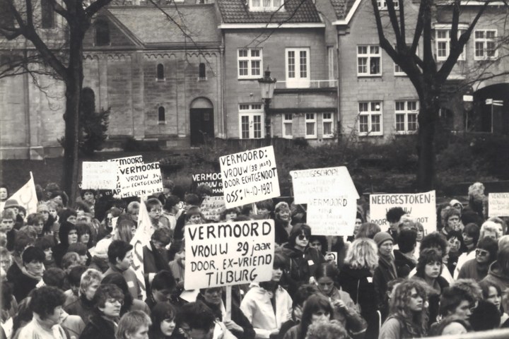 Vrouwen Vooruit! Een eeuw emancipatie 1918-2018